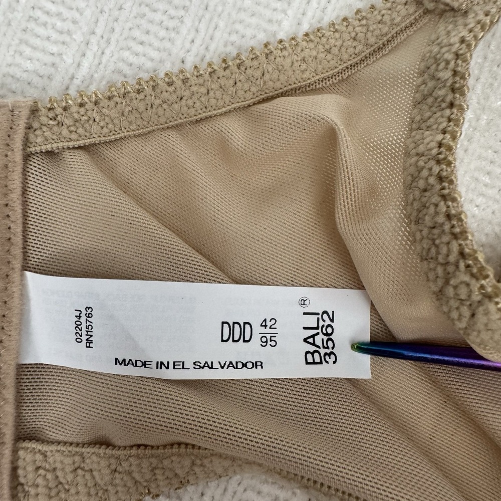 NEW Bali Minimizer Bra 42DDD Nude Full Coverage Underwire Lace Comfort Straps - Picture 6 of 7